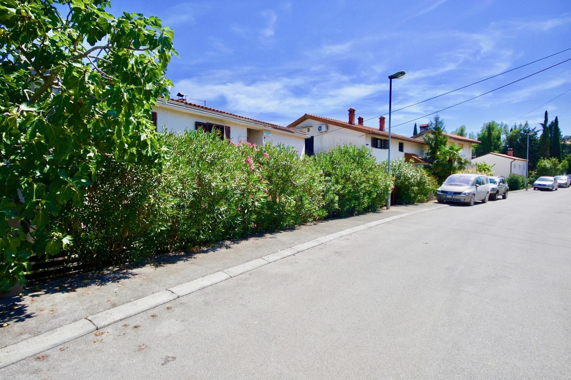 Dunja Apartments Premantura Bagian luar foto